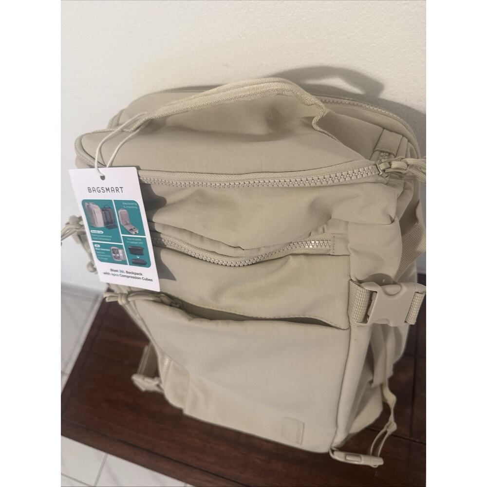 BAGSMART Blast Extended 28L/38L Travel 15" Laptop Backpack Beige - Picture 2 of 5